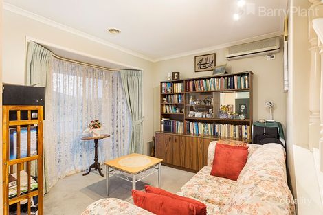 Property photo of 27 Newham Way Altona Meadows VIC 3028