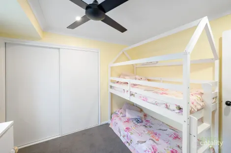 Property photo of 18 Dean Street Glen Eden QLD 4680