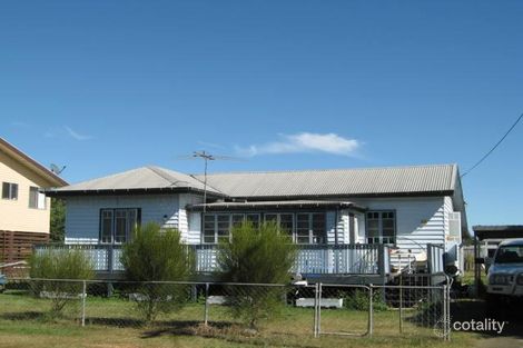 13 Daniel St, Lowood, QLD 4311