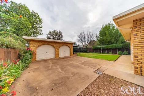 Property photo of 184 Merrigal Street Griffith NSW 2680