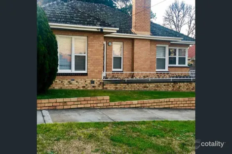 11 Thompson St, Long Gully, VIC 3550