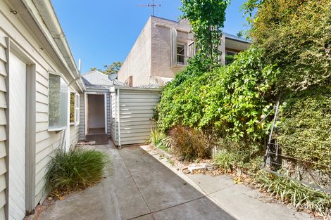 Property photo of 18 Dow Street South Melbourne VIC 3205