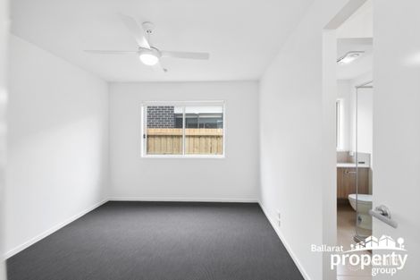Property photo of 31 Presentation Boulevard Winter Valley VIC 3358