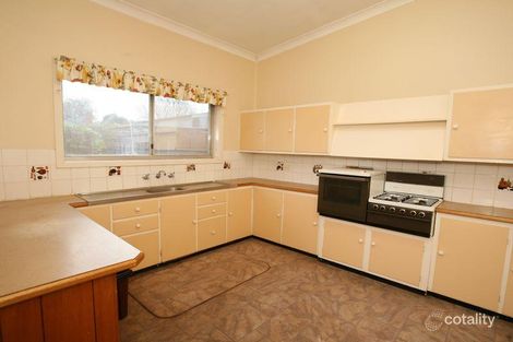 Property photo of 50 Simmons Street Wagga Wagga NSW 2650