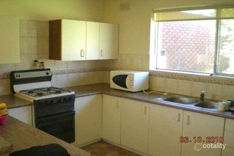 Property photo of 4 Lyndhurst Road Seaford SA 5169