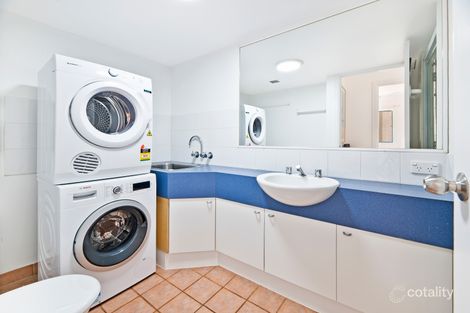 Property photo of 14/112-116 Surf Parade Broadbeach QLD 4218