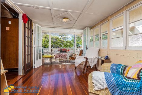 Property photo of 7 Eversleigh Road Scarborough QLD 4020