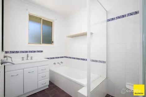 Property photo of 2 Alahna Drive Armidale NSW 2350