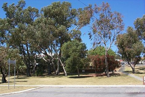 128 Weaponess Rd, Wembley Downs, WA 6019