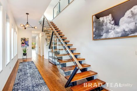 Property photo of 33 Emerald Street Essendon West VIC 3040