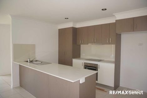 Property photo of 7 Morehead Drive Rural View QLD 4740