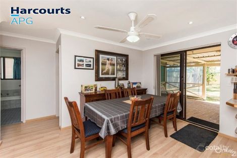 Property photo of 4 Crews Court Withers WA 6230