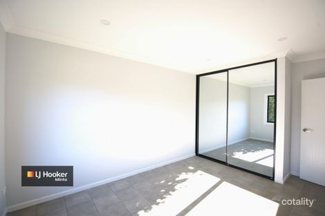 Property photo of 3 Coolabah Place Macquarie Fields NSW 2564