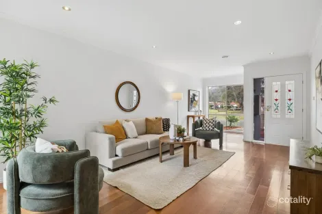 Property photo of 8 Ratcliffe Way Lynbrook VIC 3975