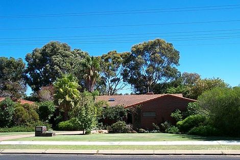 Property photo of 11 Bridgewater Drive Kallaroo WA 6025