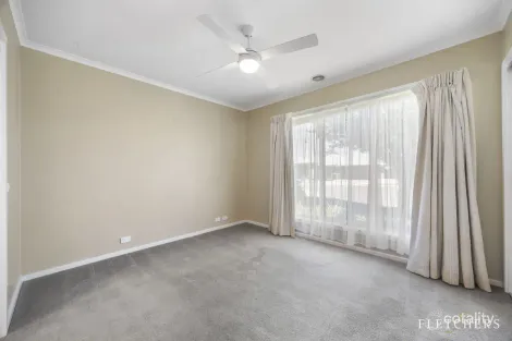 Property photo of 11 Ludbrook Court Brown Hill VIC 3350