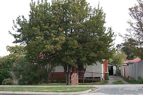 13 Braibrise Rd, Wilson, WA 6107