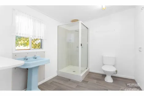 Property photo of 2 Zimitat Street Gracemere QLD 4702