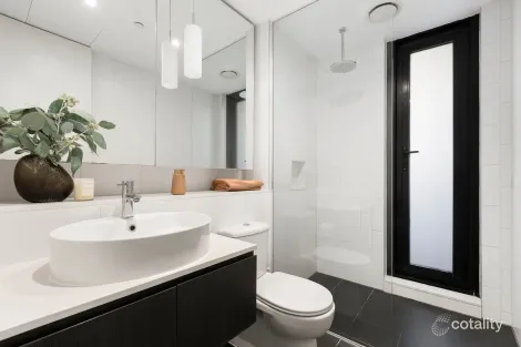 Property photo of 908/229 Toorak Road South Yarra VIC 3141