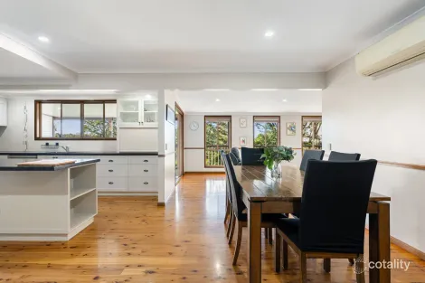 Property photo of 37 Harvey Street Mount Lofty QLD 4350