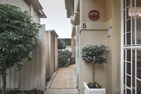 Property photo of 5/4 Woodcliff Parade Lugarno NSW 2210