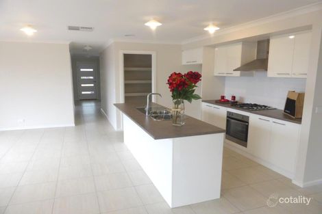 Property photo of 8 Messenger Parade Lucas VIC 3350