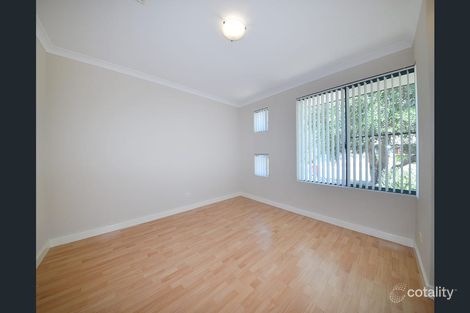 Property photo of 30 Carwoola Circle Carramar WA 6031
