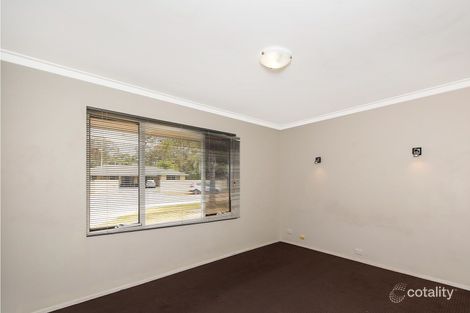 Property photo of 4 Lang Court Huntingdale WA 6110