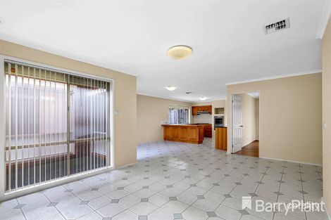 Property photo of 13 Vella Court Springvale South VIC 3172