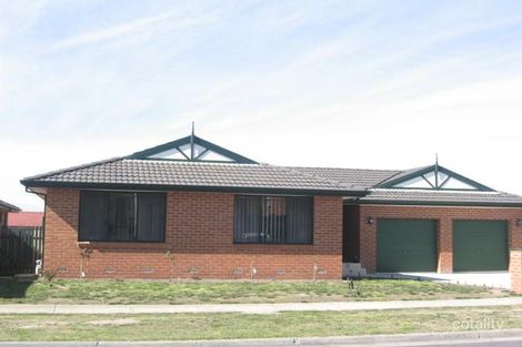 33 Eleanore Cres, Hallam, VIC 3803