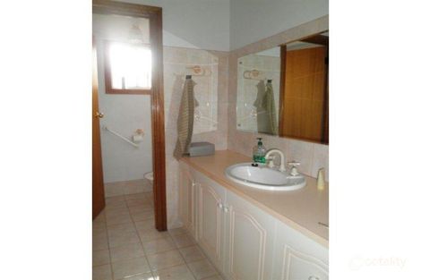 Property photo of 30 Ernest Terrace Wallaroo SA 5556