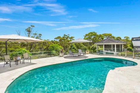 Property photo of 9 Tamarind Place Alfords Point NSW 2234