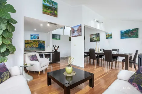 Property photo of 9 Tamarind Place Alfords Point NSW 2234