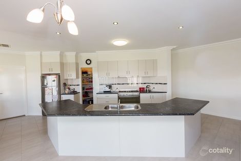 Property photo of 33 Stockton Drive Horsham VIC 3400