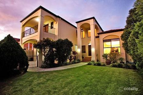 Property photo of 9 Kakirra Place Eight Mile Plains QLD 4113