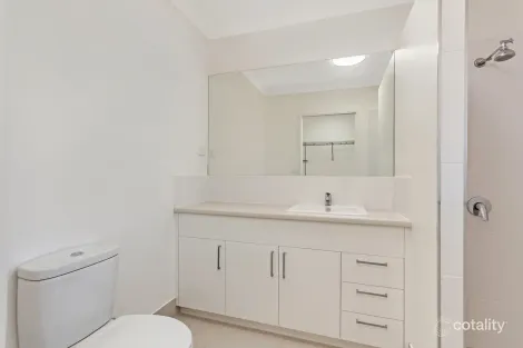 Property photo of 5 Eluma Mews Smithfield QLD 4878