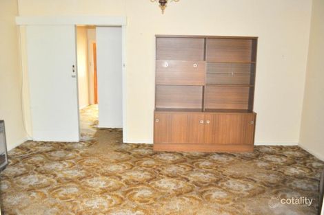 Property photo of 562 Kooringal Road Kooringal NSW 2650