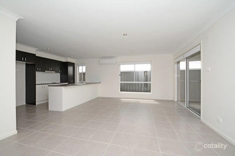Property photo of 57 Robert Street Tenambit NSW 2323