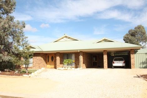 36 Fourth St, Loxton, SA 5333