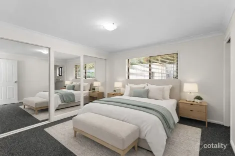 Property photo of 10 Fox Close Kariong NSW 2250