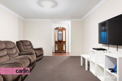 Property photo of 22 Tetbury Way Wellard WA 6170