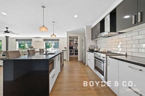 Property photo of 1 Waterside Drive Drouin VIC 3818