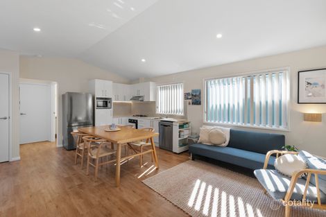 12 Blue Bell Dr, Wamberal, NSW 2260