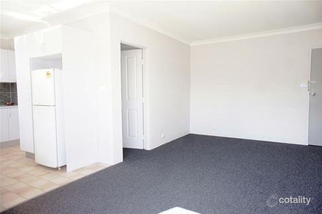 Property photo of 9/16 Messines Street Shoal Bay NSW 2315
