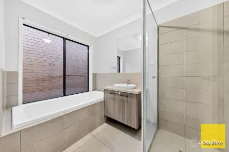 Property photo of 12 Tansy Street Tarneit VIC 3029