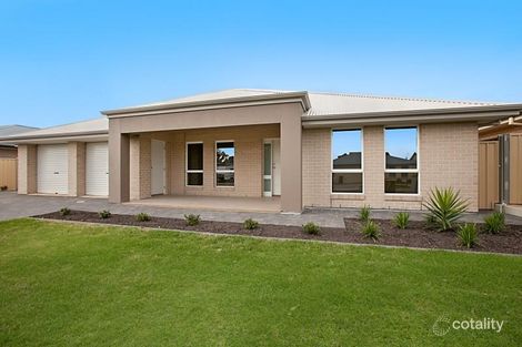 8 Kipsy St, Aldinga Beach, SA 5173