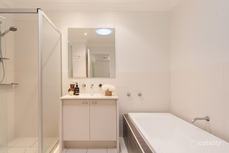 Property photo of 6 Casuarina Drive Warriewood NSW 2102