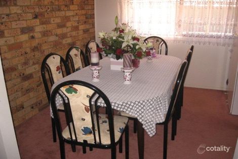 Property photo of 31 Grevillea Crescent Prestons NSW 2170