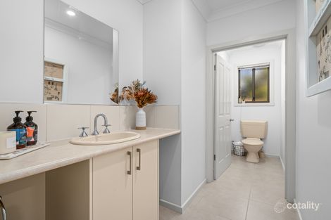 Property photo of 5 Shiraz Court Wangaratta VIC 3677