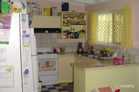 Property photo of 90 Station Road Loganlea QLD 4131